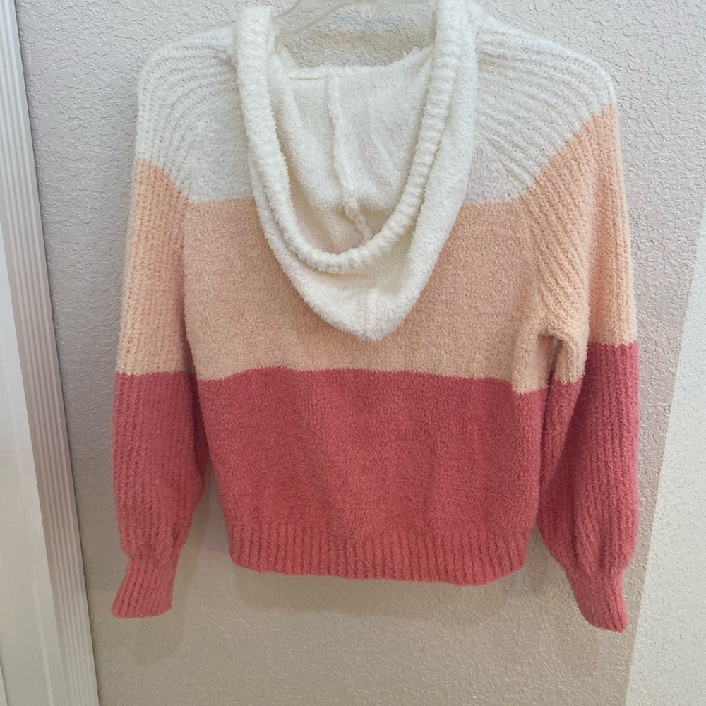 Pullover sweater - Picture 2 of 3